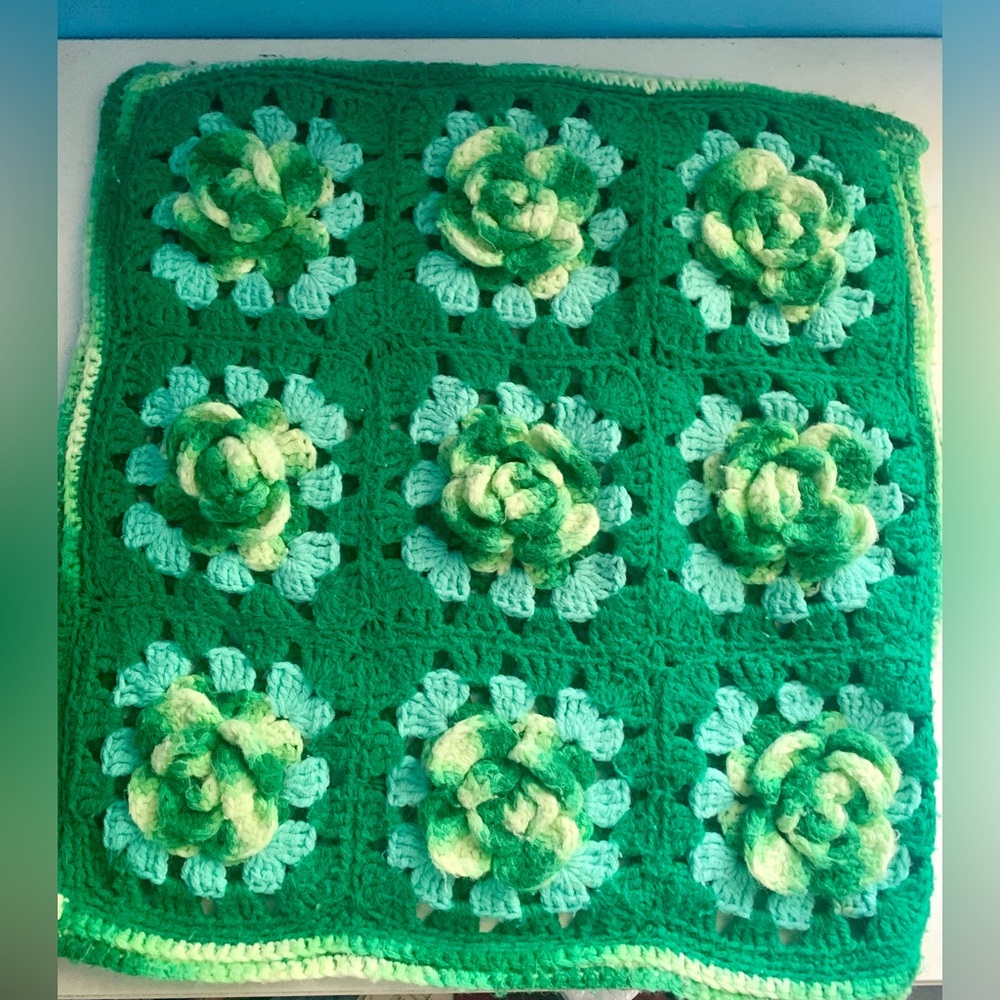 Vintage Crochet Granny Square Green 3D Roses Patchwork Pillow Cover Case MCM